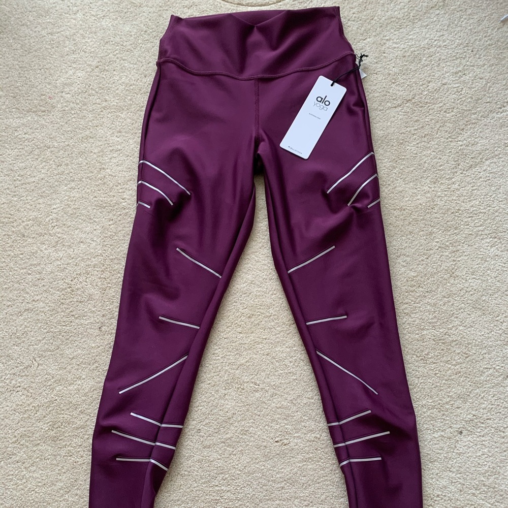 NWT Alo Yoga high-waisted Sequence Legging